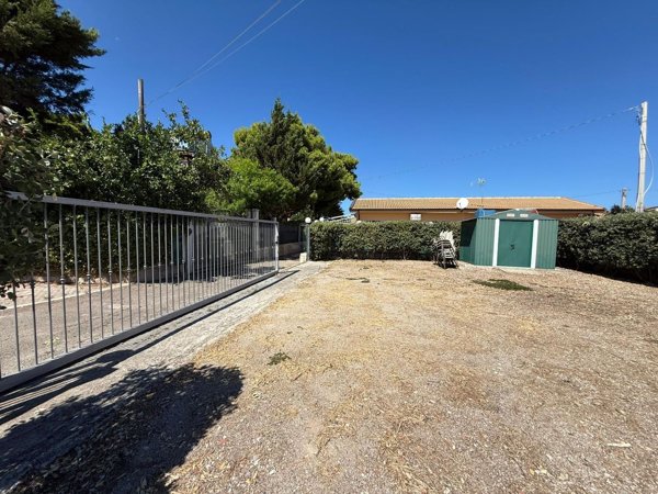 terreno edificabile in vendita a Campofelice di Roccella