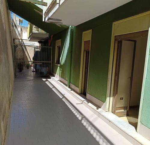 appartamento in vendita a Campofelice di Roccella