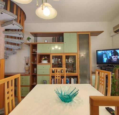 appartamento in vendita a Campofelice di Roccella