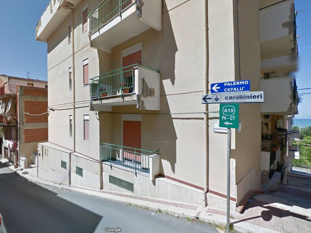 appartamento in vendita a Campofelice di Roccella