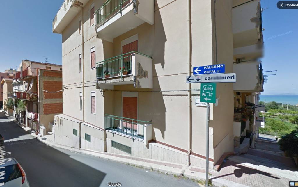 appartamento in vendita a Campofelice di Roccella