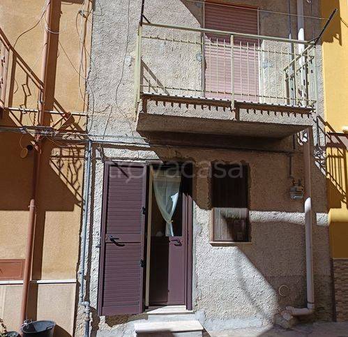 appartamento in vendita a Campofelice di Roccella