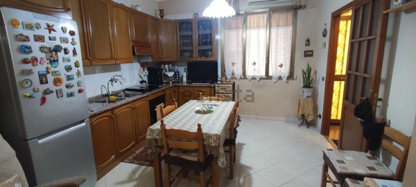 casa indipendente in vendita a Campofelice di Roccella