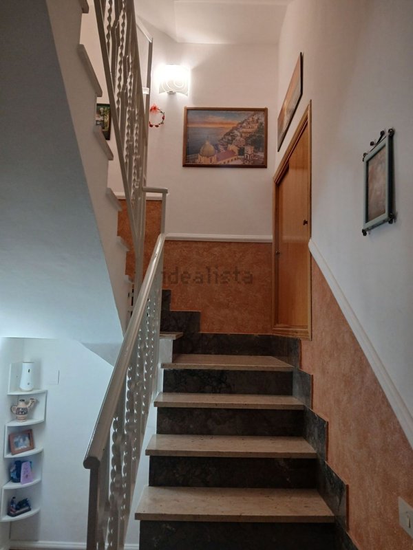 casa indipendente in vendita a Campofelice di Roccella