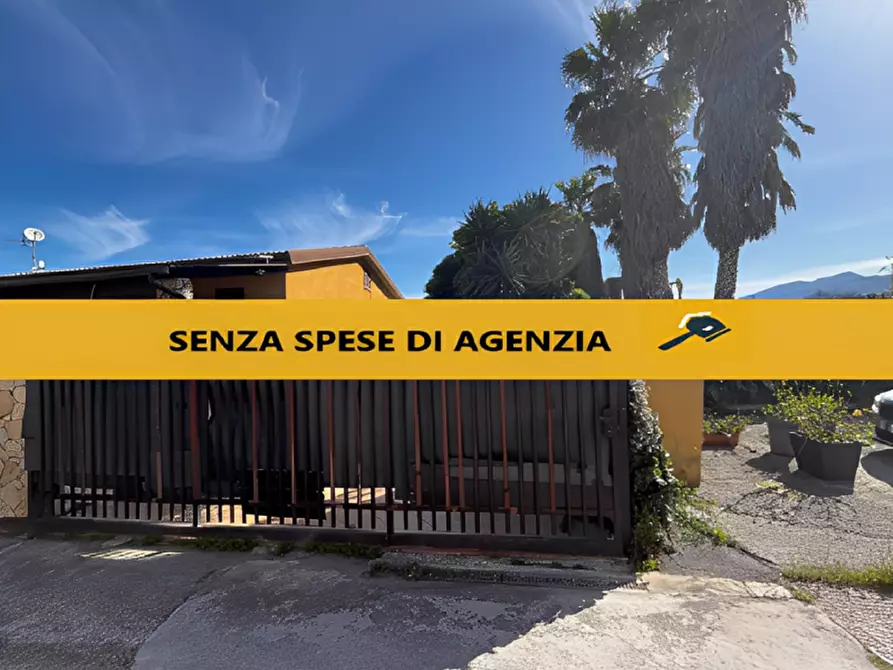 casa indipendente in vendita a Campofelice di Roccella