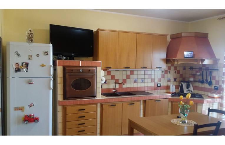 appartamento in vendita a Campofelice di Roccella