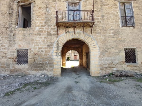 appartamento in vendita a Campofelice di Roccella