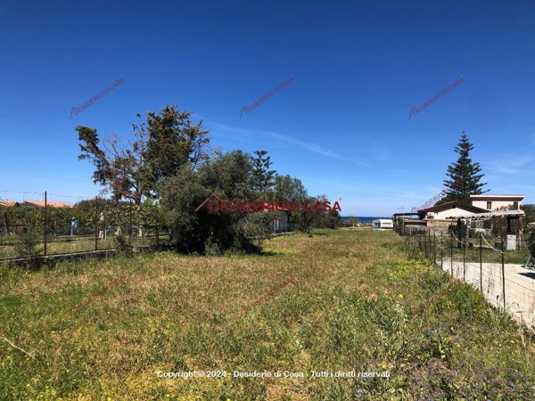terreno agricolo in vendita a Campofelice di Roccella