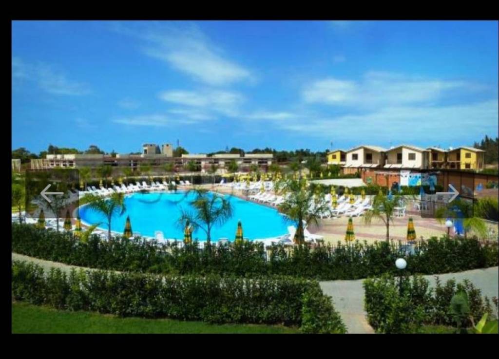 appartamento in vendita a Campofelice di Roccella