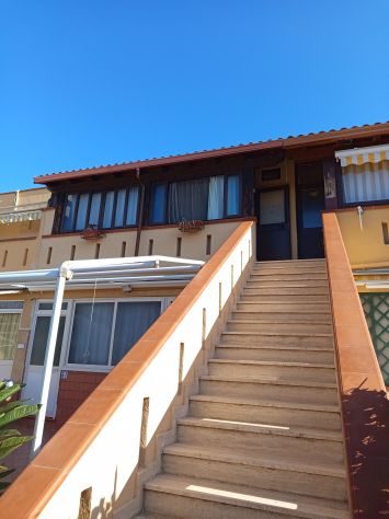 appartamento in vendita a Campofelice di Roccella