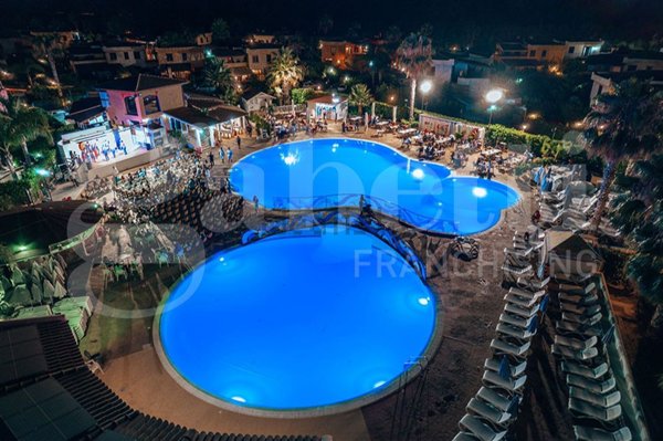 appartamento in vendita a Campofelice di Roccella