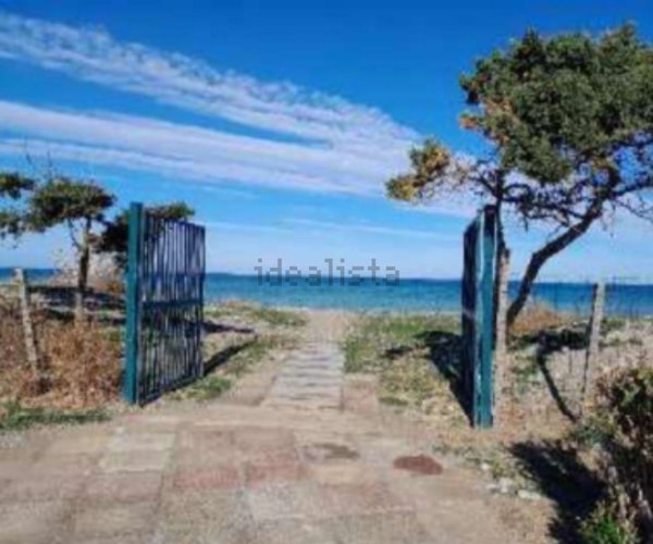 appartamento in vendita a Campofelice di Roccella