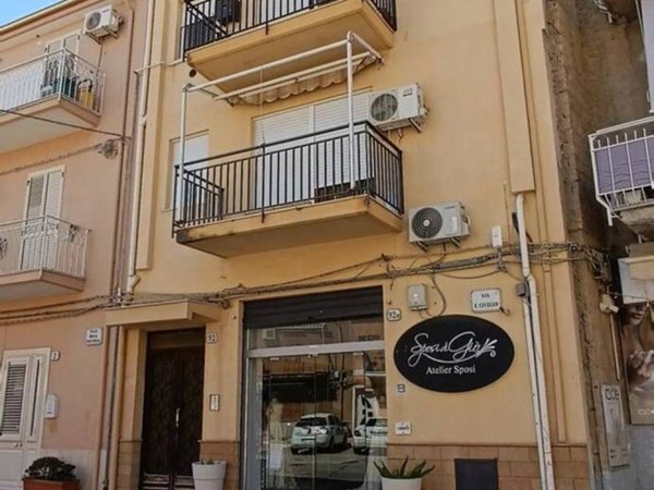 appartamento in vendita a Campofelice di Roccella