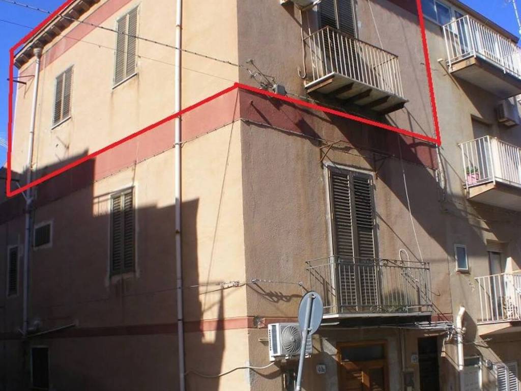 appartamento in vendita a Campofelice di Roccella