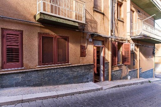 appartamento in vendita a Campofelice di Roccella