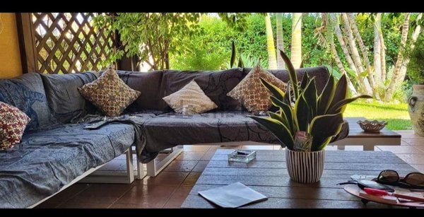 casa indipendente in vendita a Campofelice di Roccella