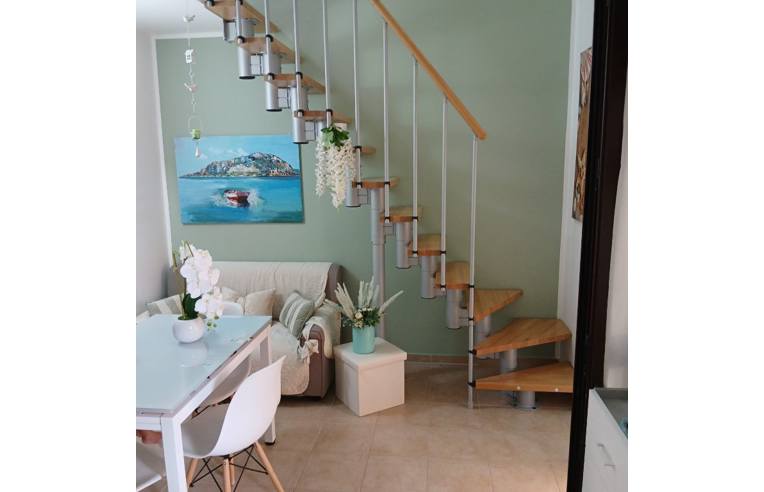 casa indipendente in vendita a Campofelice di Roccella