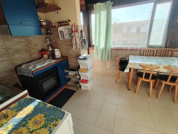 appartamento in vendita a Campofelice di Roccella