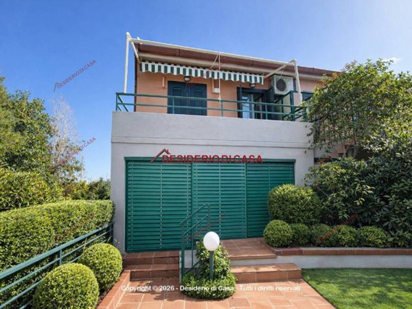 casa indipendente in vendita a Campofelice di Roccella