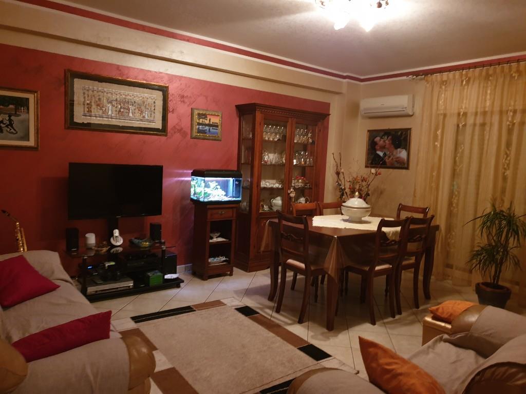 appartamento in vendita a Campofelice di Roccella