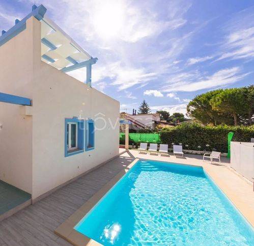 casa indipendente in vendita a Campofelice di Roccella