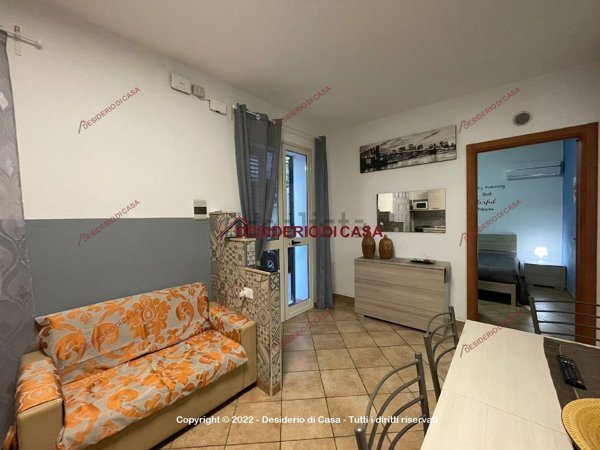 appartamento in vendita a Campofelice di Roccella