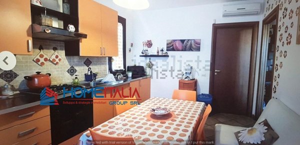 casa indipendente in vendita a Campofelice di Roccella