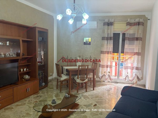 appartamento in vendita a Campofelice di Roccella