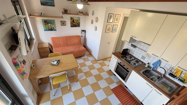 casa indipendente in vendita a Campofelice di Roccella