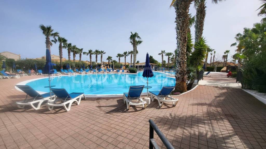 casa indipendente in vendita a Campofelice di Roccella