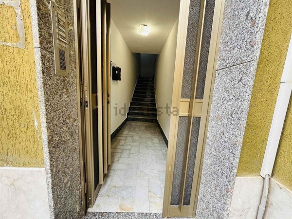 appartamento in vendita a Campofelice di Roccella