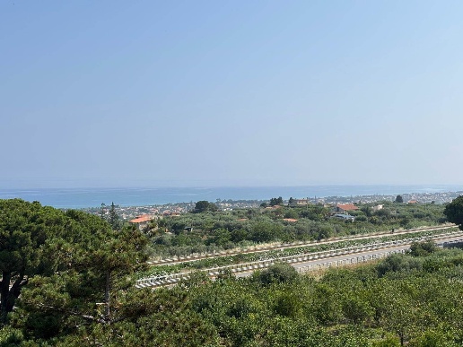 casa indipendente in vendita a Campofelice di Roccella