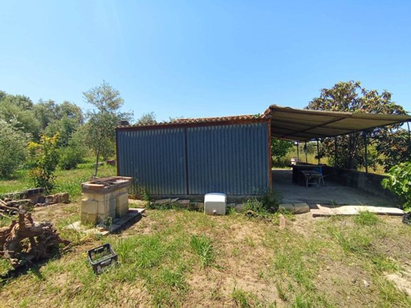 casa indipendente in vendita a Campofelice di Roccella