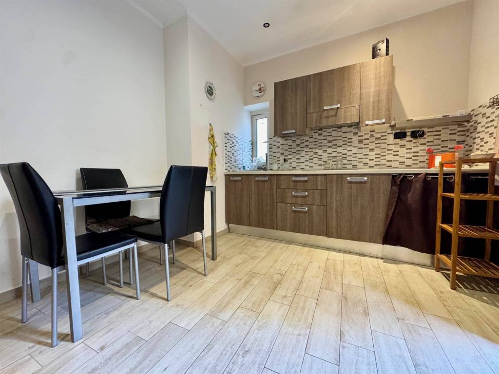 appartamento in vendita a Campofelice di Roccella