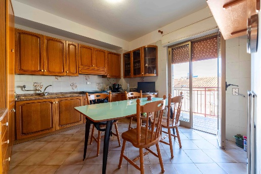 appartamento in vendita a Campofelice di Roccella