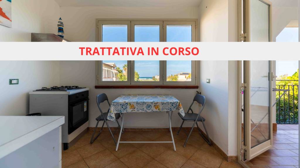 appartamento in vendita a Campofelice di Roccella