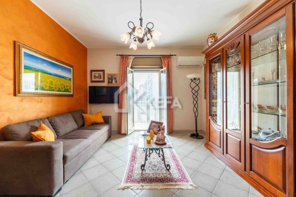 appartamento in vendita a Campofelice di Roccella