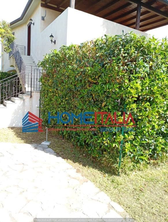 appartamento in vendita a Campofelice di Roccella