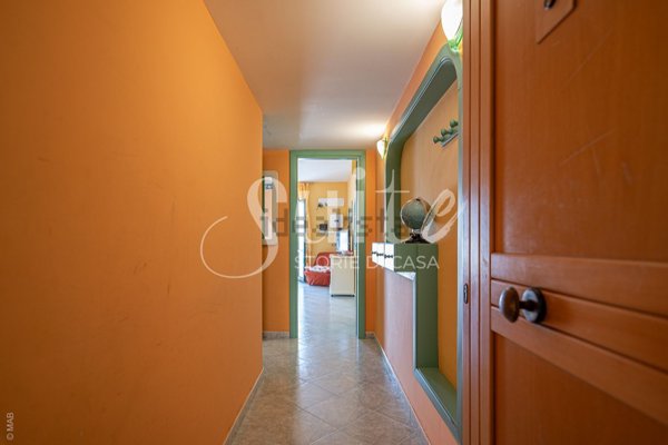 casa indipendente in vendita a Campofelice di Roccella