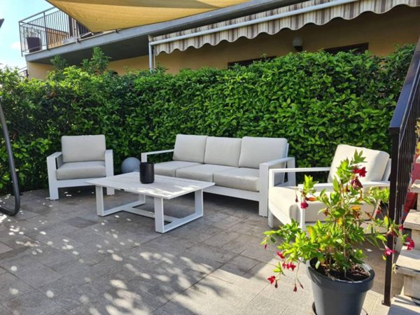 casa indipendente in vendita a Campofelice di Roccella