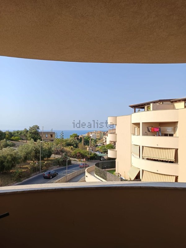 appartamento in vendita a Campofelice di Roccella