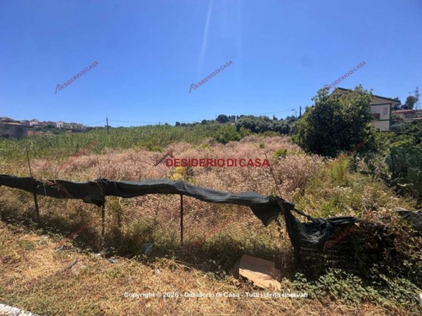 terreno agricolo in vendita a Campofelice di Roccella