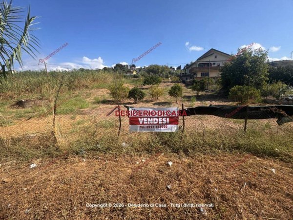 terreno agricolo in vendita a Campofelice di Roccella