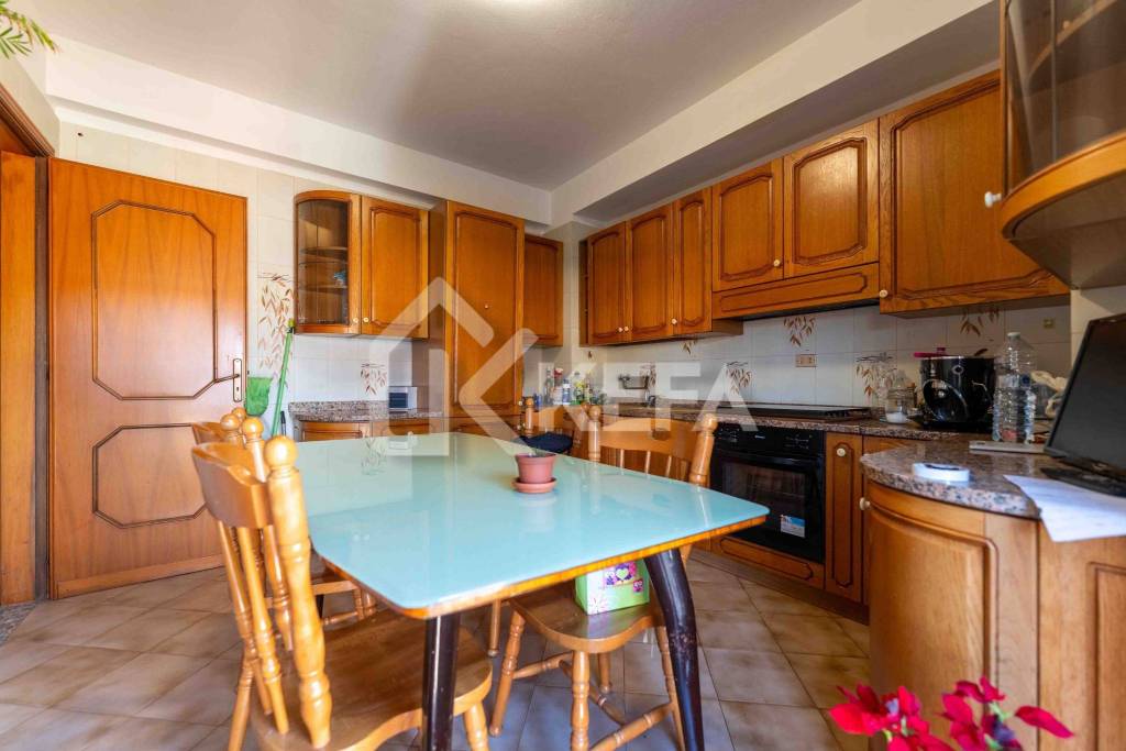 appartamento in vendita a Campofelice di Roccella