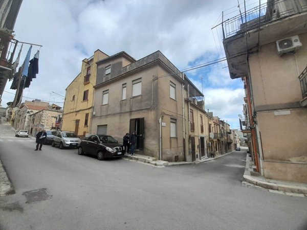 appartamento in vendita a Campofiorito