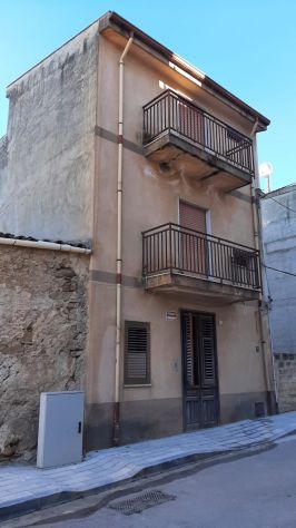 casa indipendente in vendita a Camporeale