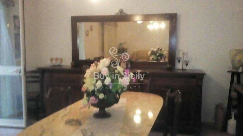 casa indipendente in vendita a Camporeale