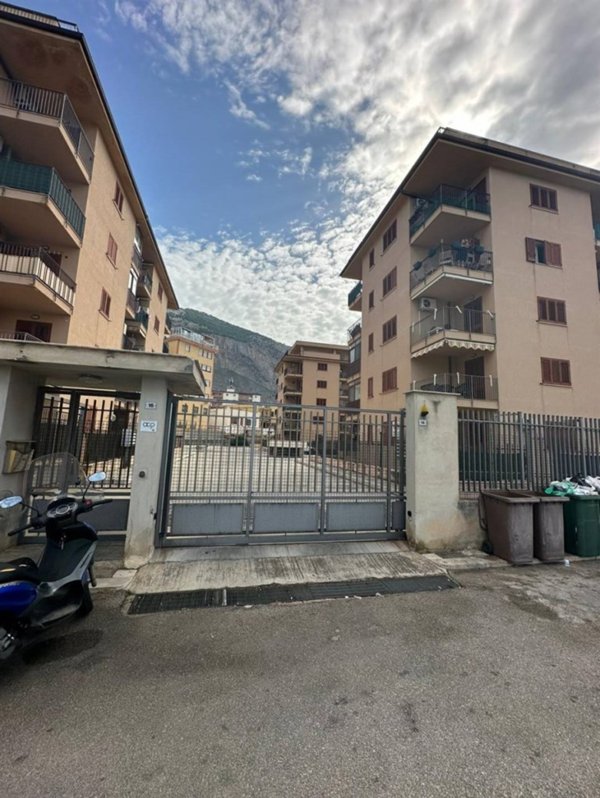 appartamento in vendita a Capaci in zona Villaggio Sommariva