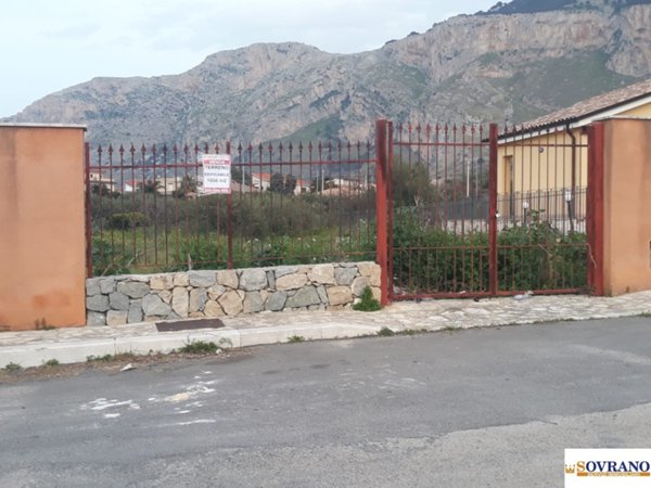 casa indipendente in vendita a Capaci