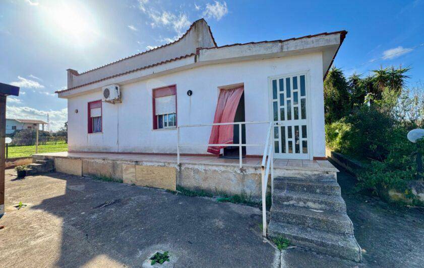 casa indipendente in vendita a Capaci